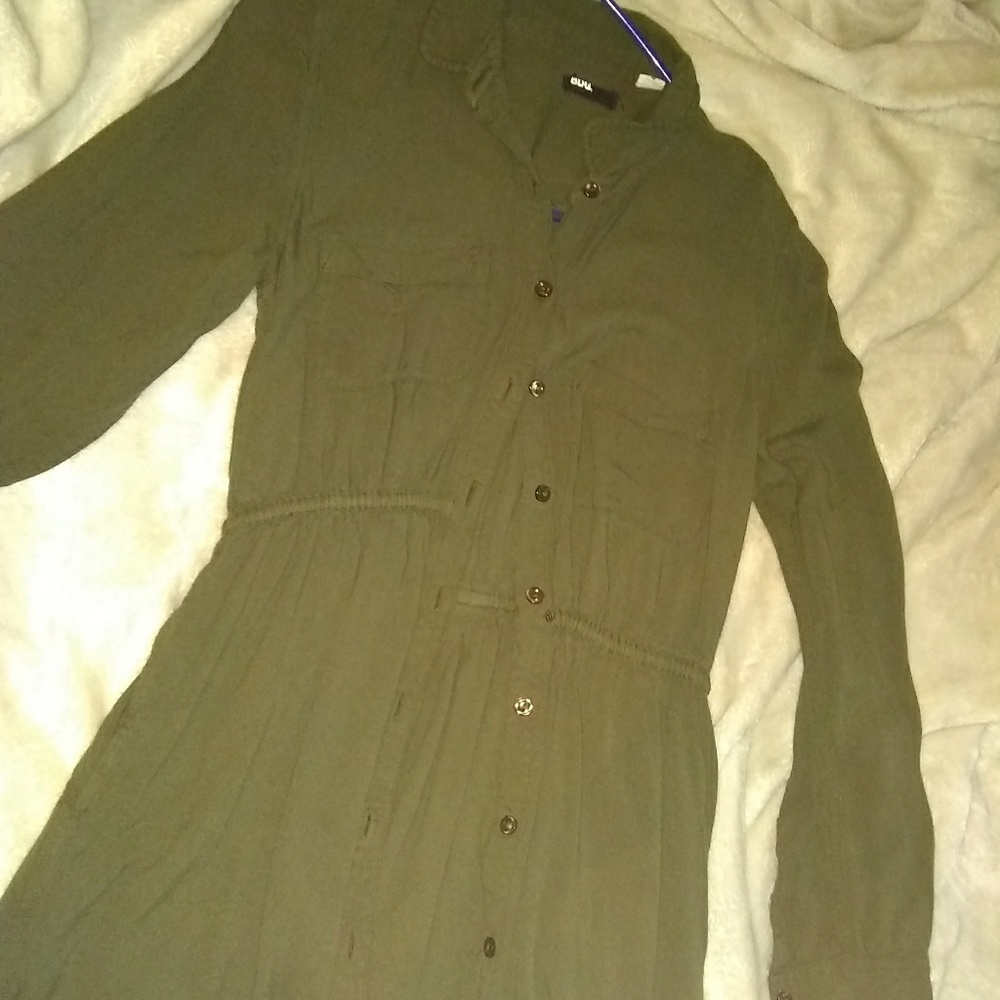 Green button up dress